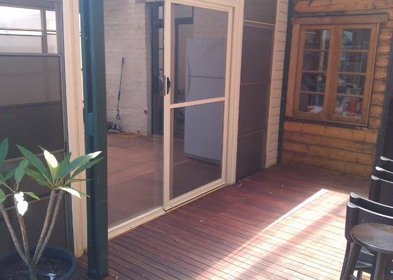 144 Drayton - Deck 2